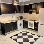 Great King Apartment